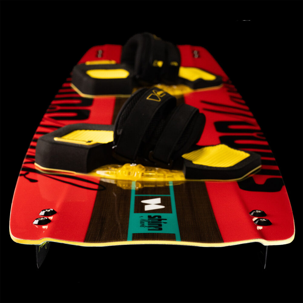 Shinnmark Baracus Big Air Kiteboard & Fins - Image 4