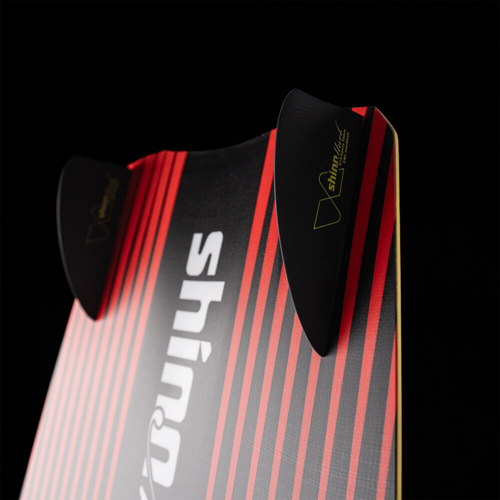 Shinnmark Monker Freeride Kiteboard & Fins - Image 3